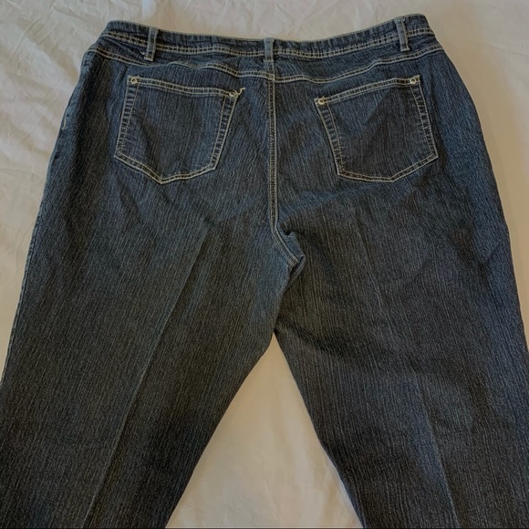 Ashley Stewart woman’s jeans, EUC, plus 18 - Picture 2 of 7